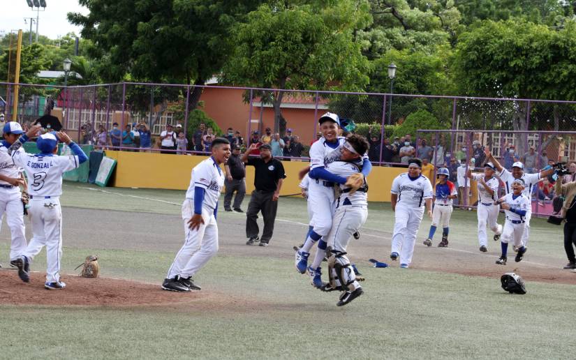 Nicaragua clasifica a Mundial de Béisbol Infantil