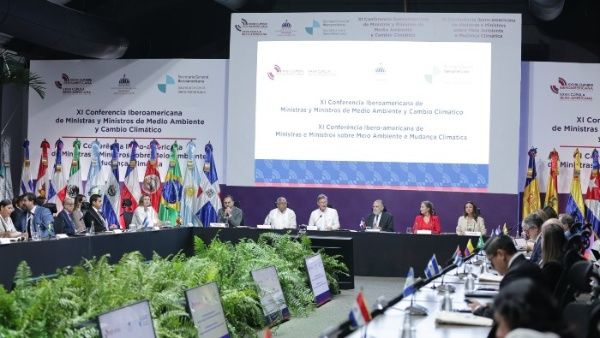 Ministros iberoamericanos abordan el financiamiento climático