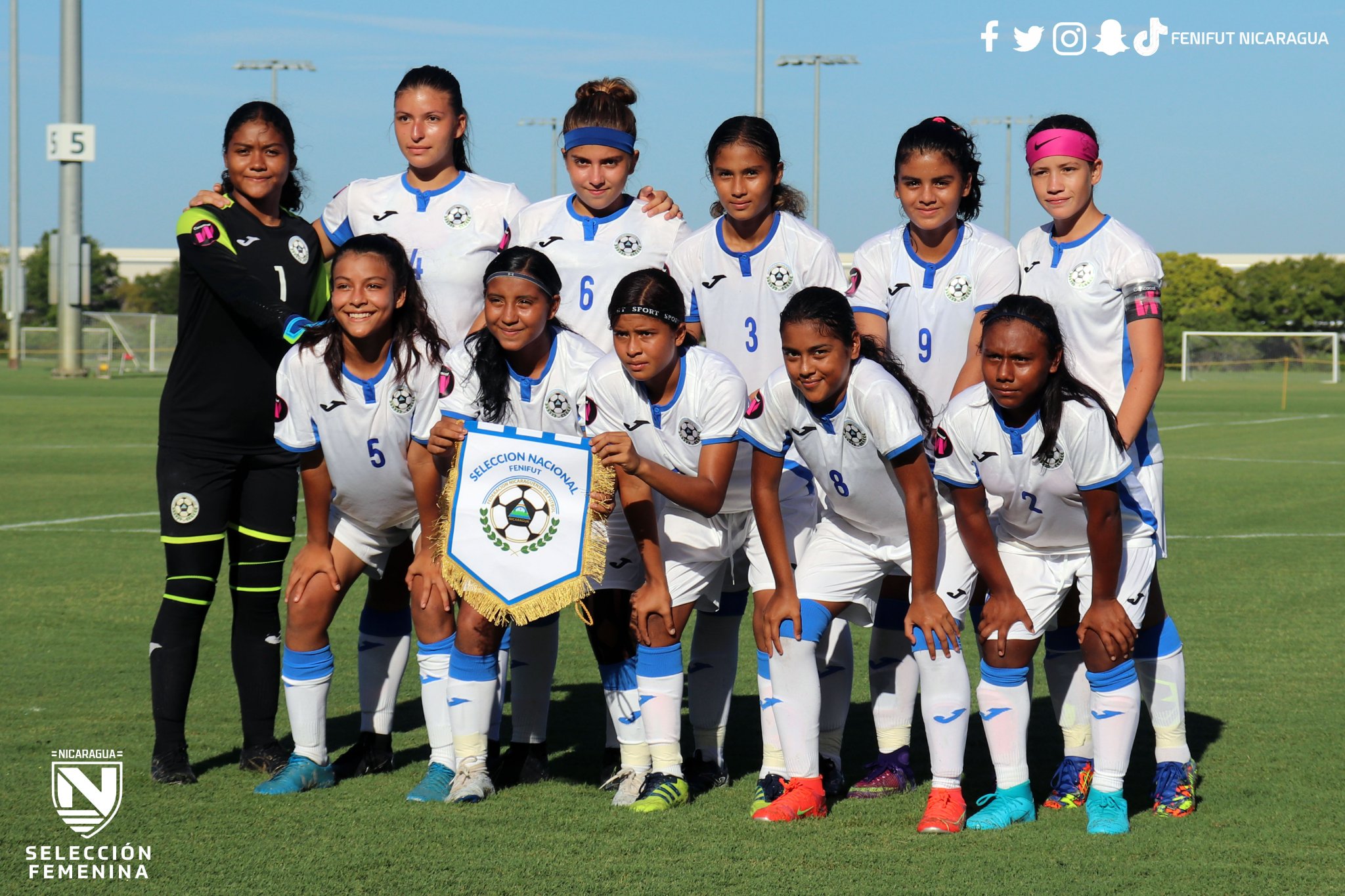 Selección U15 de fútbol femenino a semifinales de torneo de CONCACAF