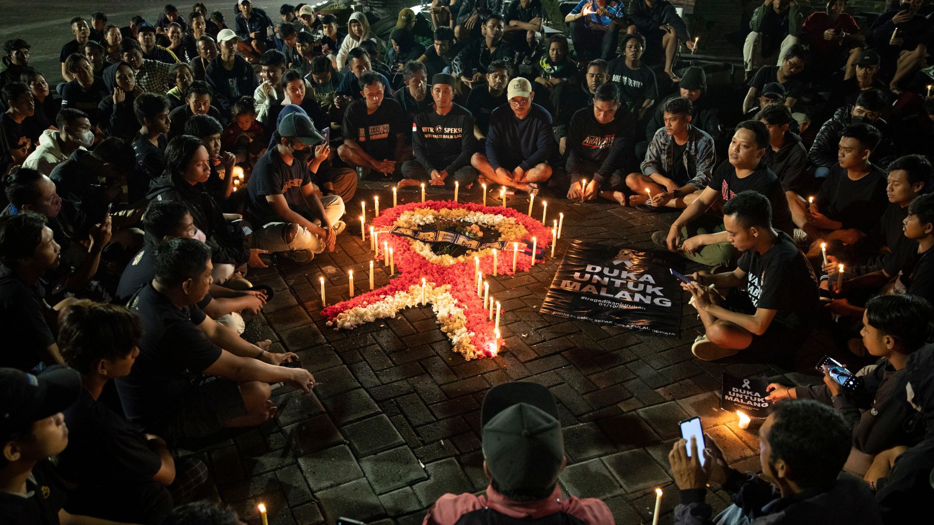 UEFA anuncia un minuto de silencio por la tragedia en Indonesia