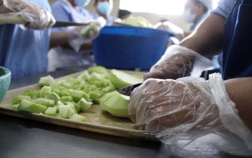 Capacitan al Personal de Cocina de Centros Hospitalarios de Managua