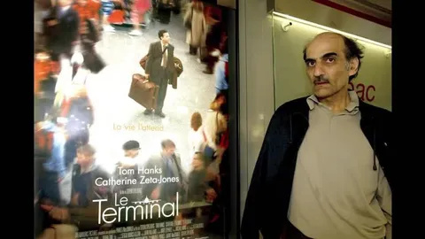 Muere el hombre iraní que vivió en un aeropuerto e inspiró la película «La terminal»