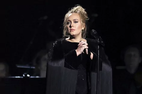 En pleno concierto Adele habla de su divorcio