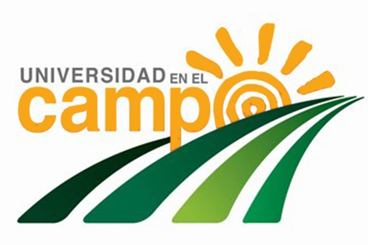 Universidad en el Campo llega  al Tortuguero