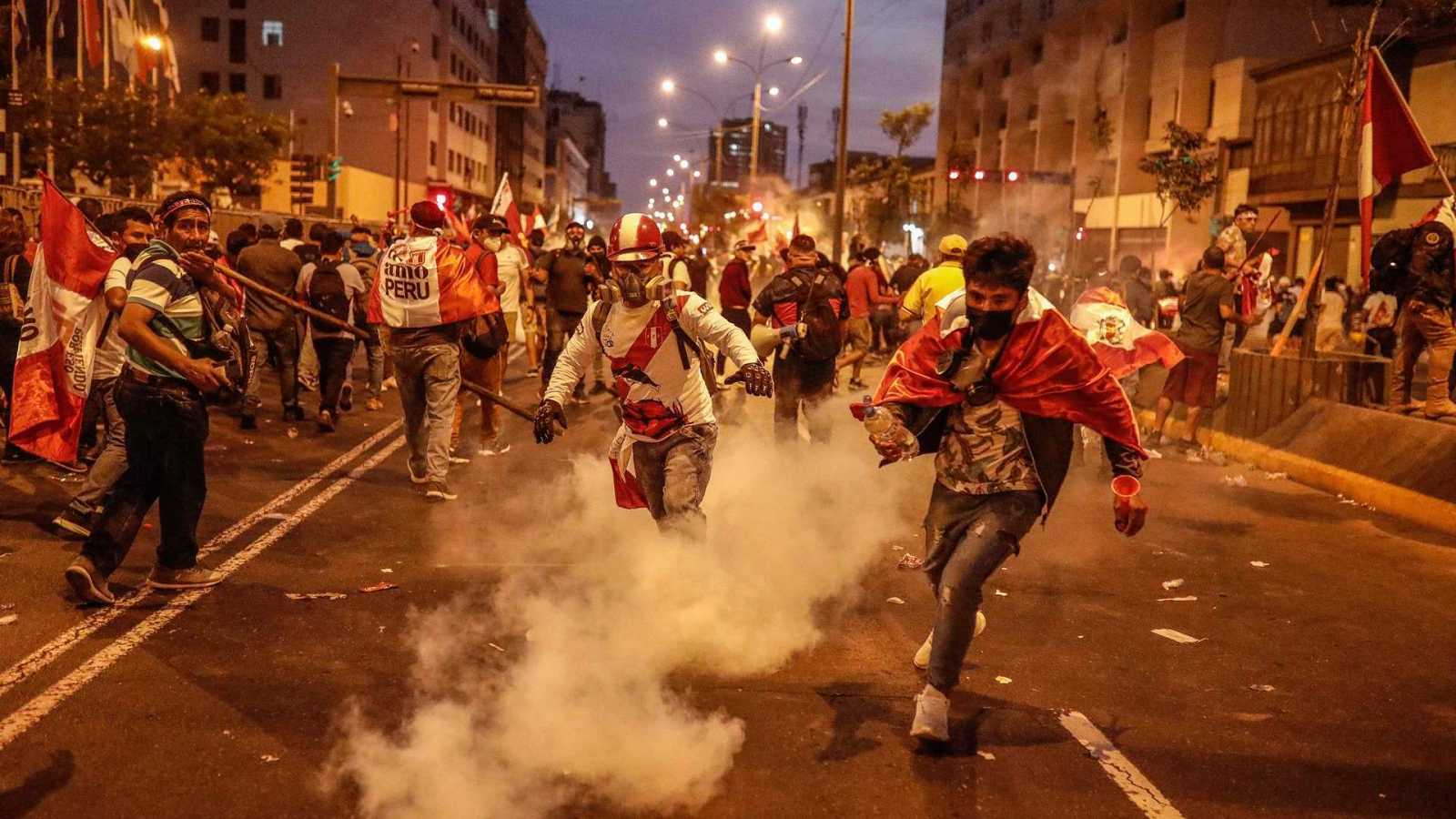 Sigue en aumento el número de fallecidos por protestas en Perú