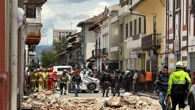 Terremoto en Ecuador deja al menos 14 fallecidos