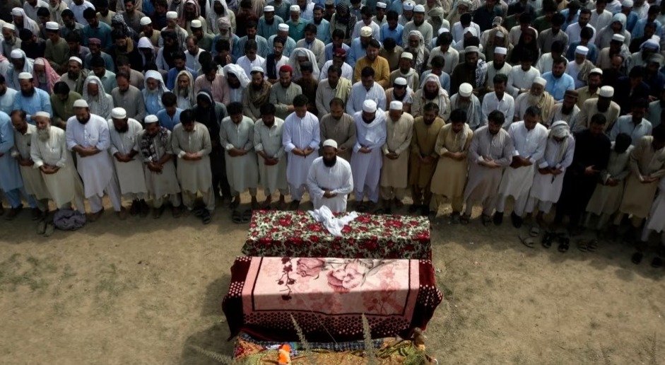 54 fallecidos es el resultado por atentado en Pakistán