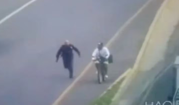 Capturan en fuga a un hombre que raptó a una niña y la escondió en la maleta de su bicicleta