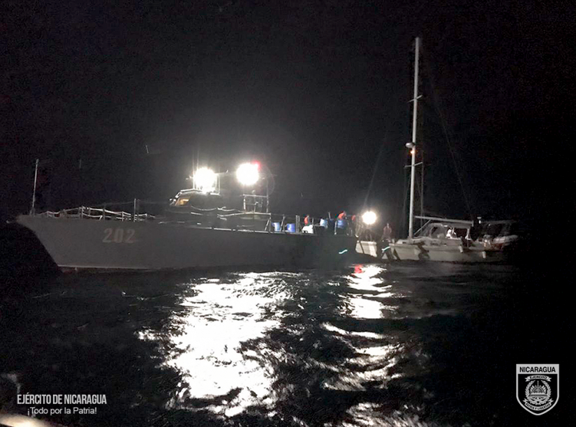Ejercito nicaragüense realiza rescate de 4 estadounidense en alta mar