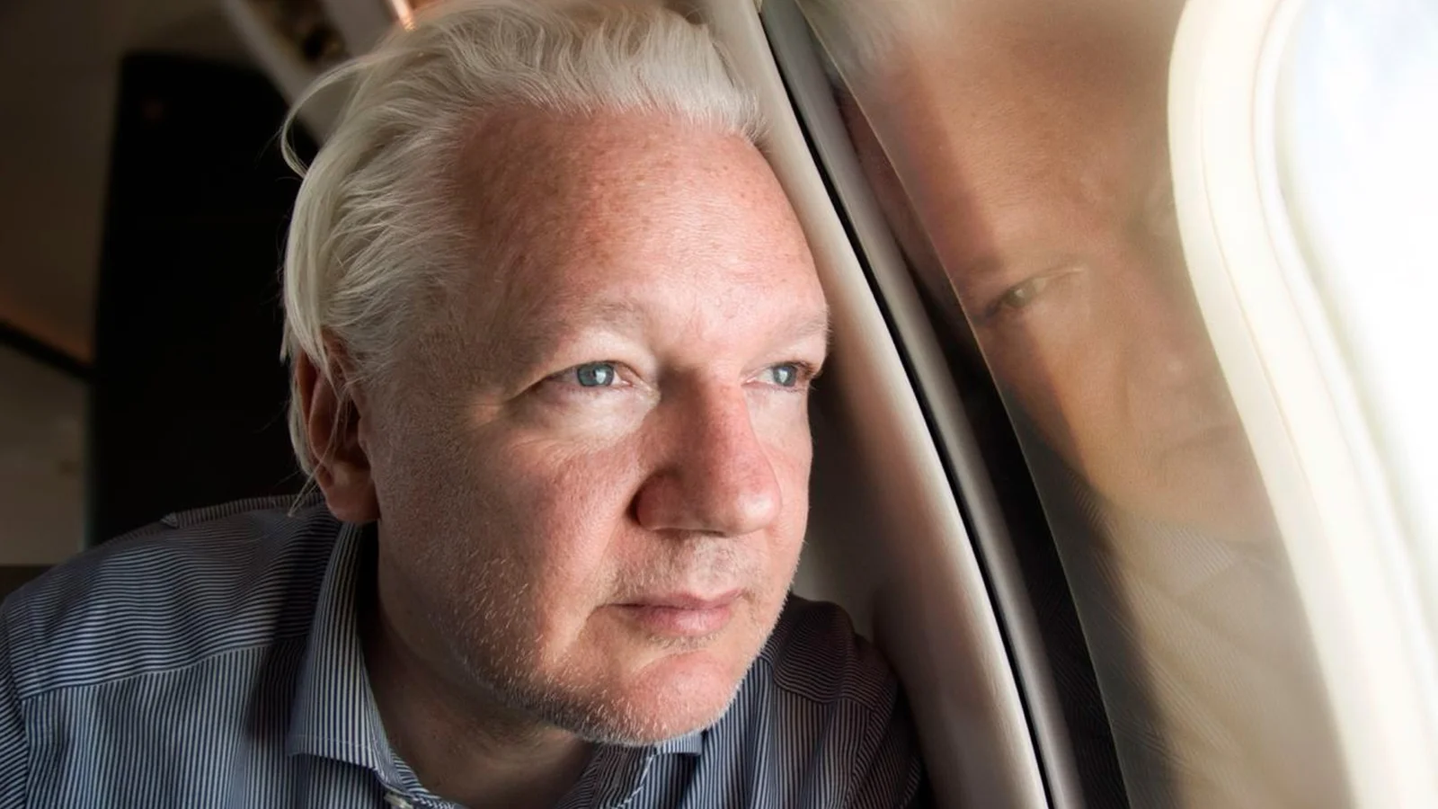 Julian Assange llega en libertad a Australia